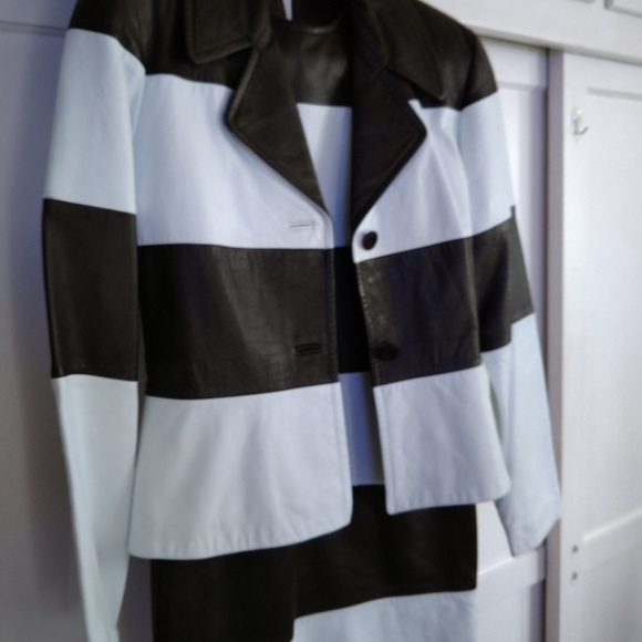 North Beach-Michael Hoban's dress & jacket - Picture 4 of 6